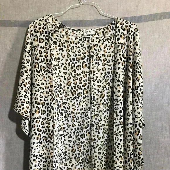 Tops - Texas true large cardigan